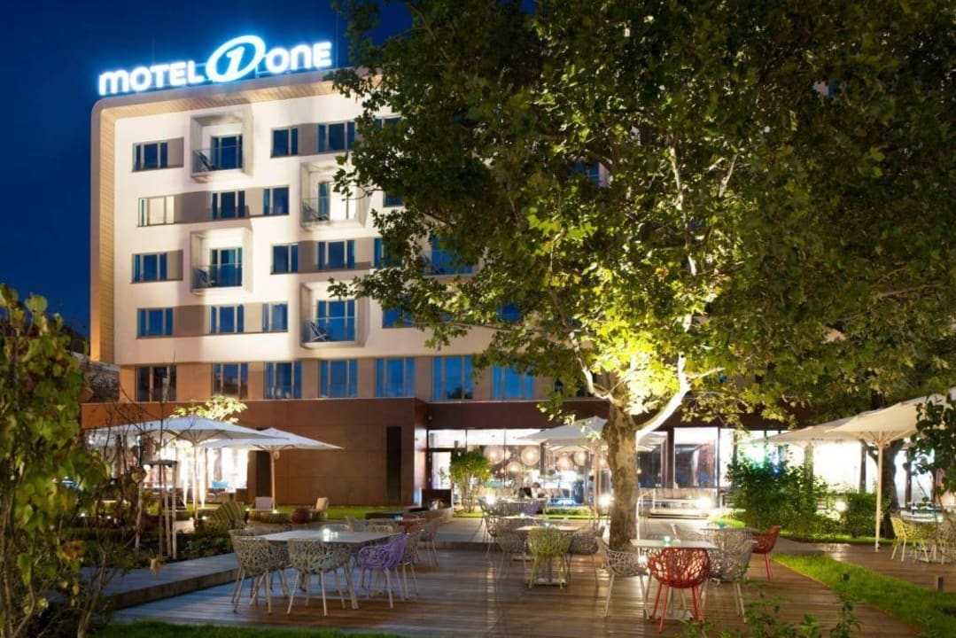 Außenansicht Motel One Wien-Prater