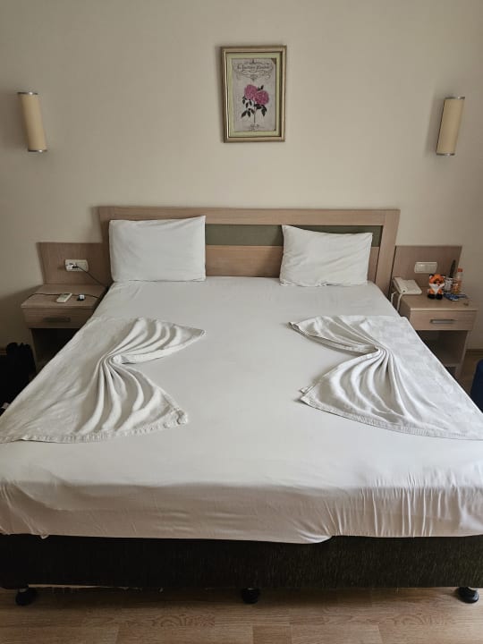 Zimmer Side Breeze Hotel