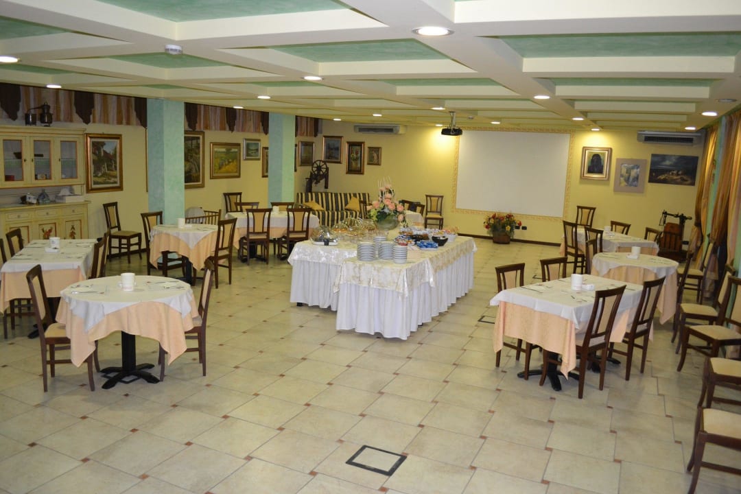 Sala Colazioni Hotel Albergo La Piana
