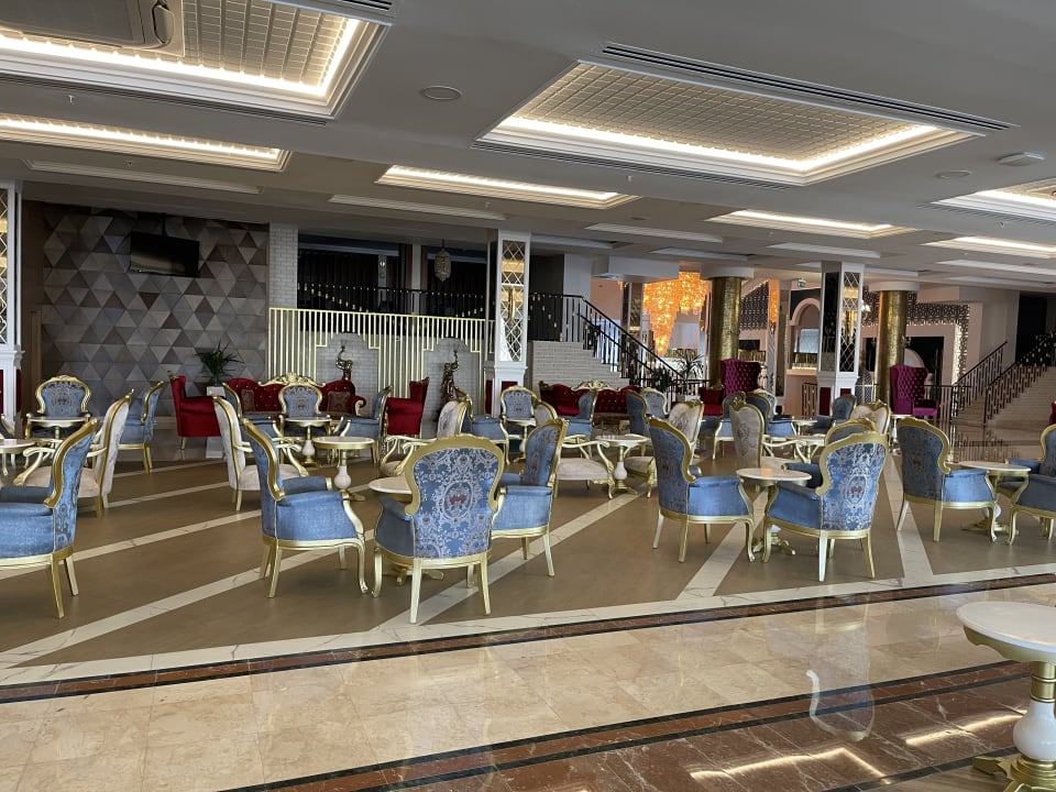 Lobby Dream World Palace Hotel