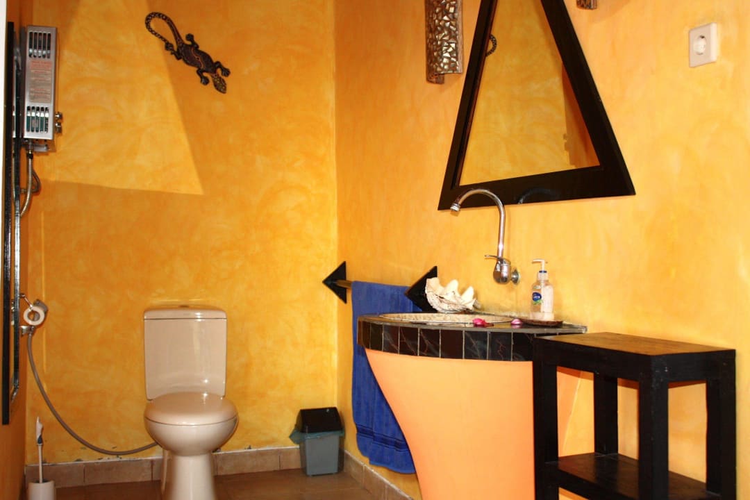 Bathroom Bungalow Uli Hotel Bali Oase Resort