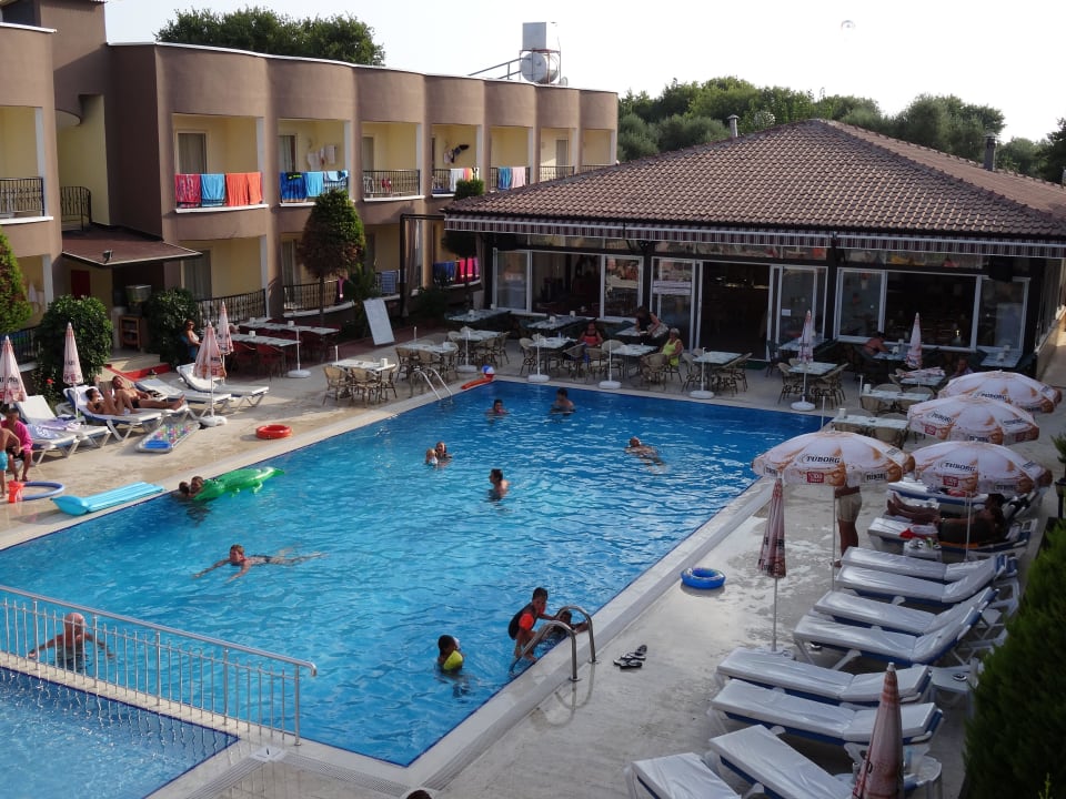 Sayanora Sayanora Hotel