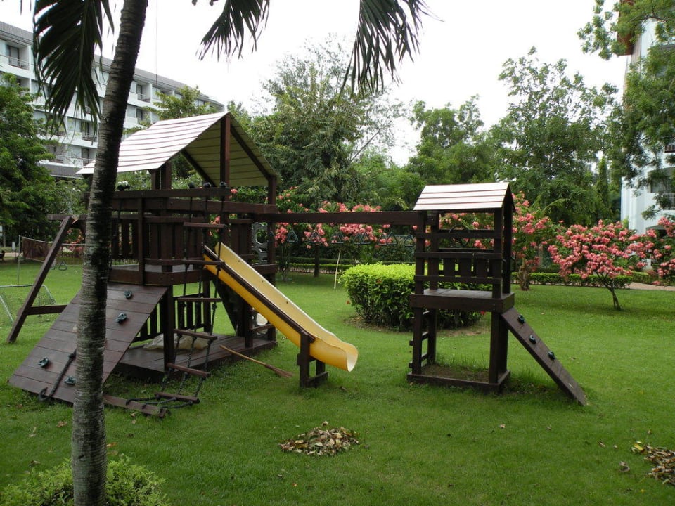 Spielplatz in der Hotelanlage Pinnacle Grand Jomtien Resort