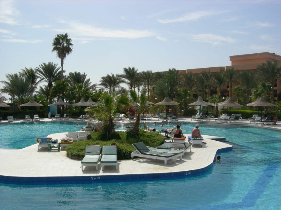 Insel im Pool Giftun Azur Resort