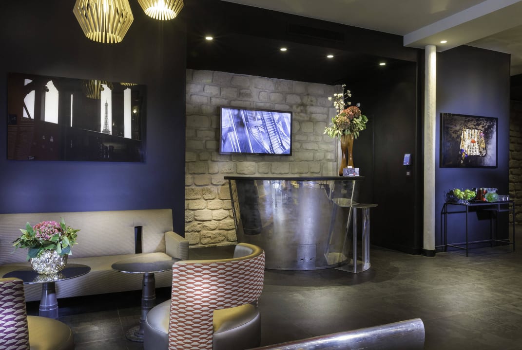Reception Hotel Atmospheres Paris