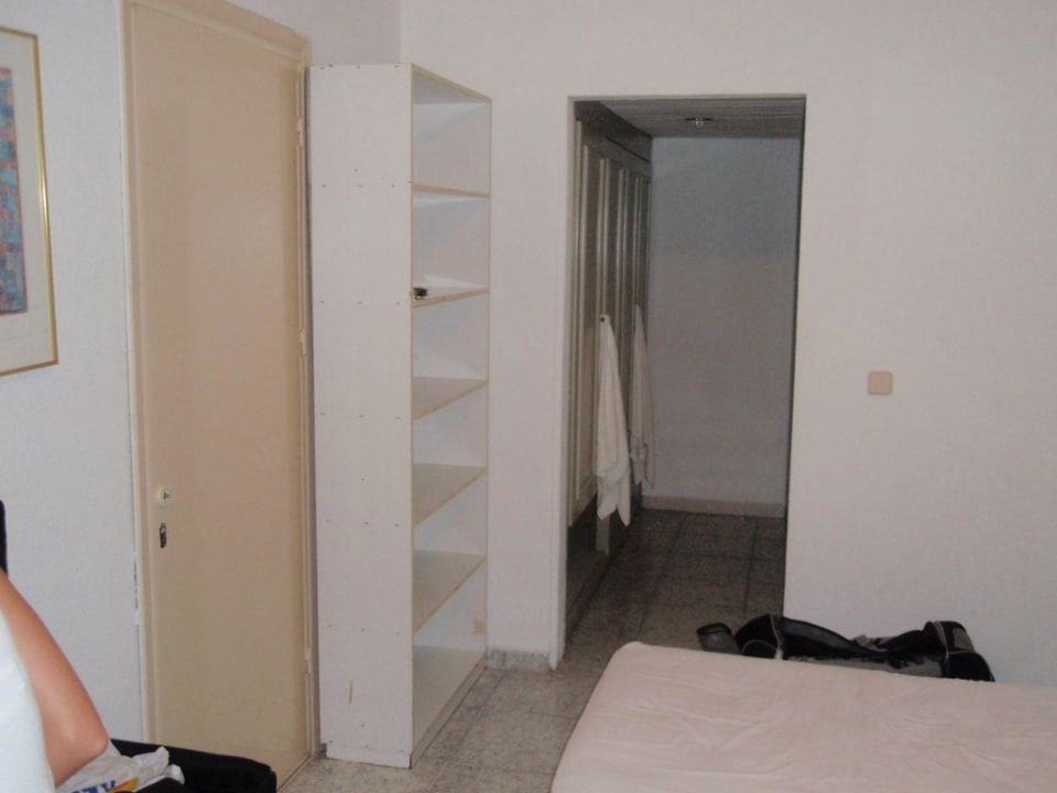 Tür zum Nachbarzimmer Mitsis Faliraki