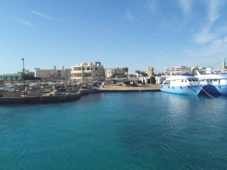 Arabella vom Wasser aus Arabella Azur Resort