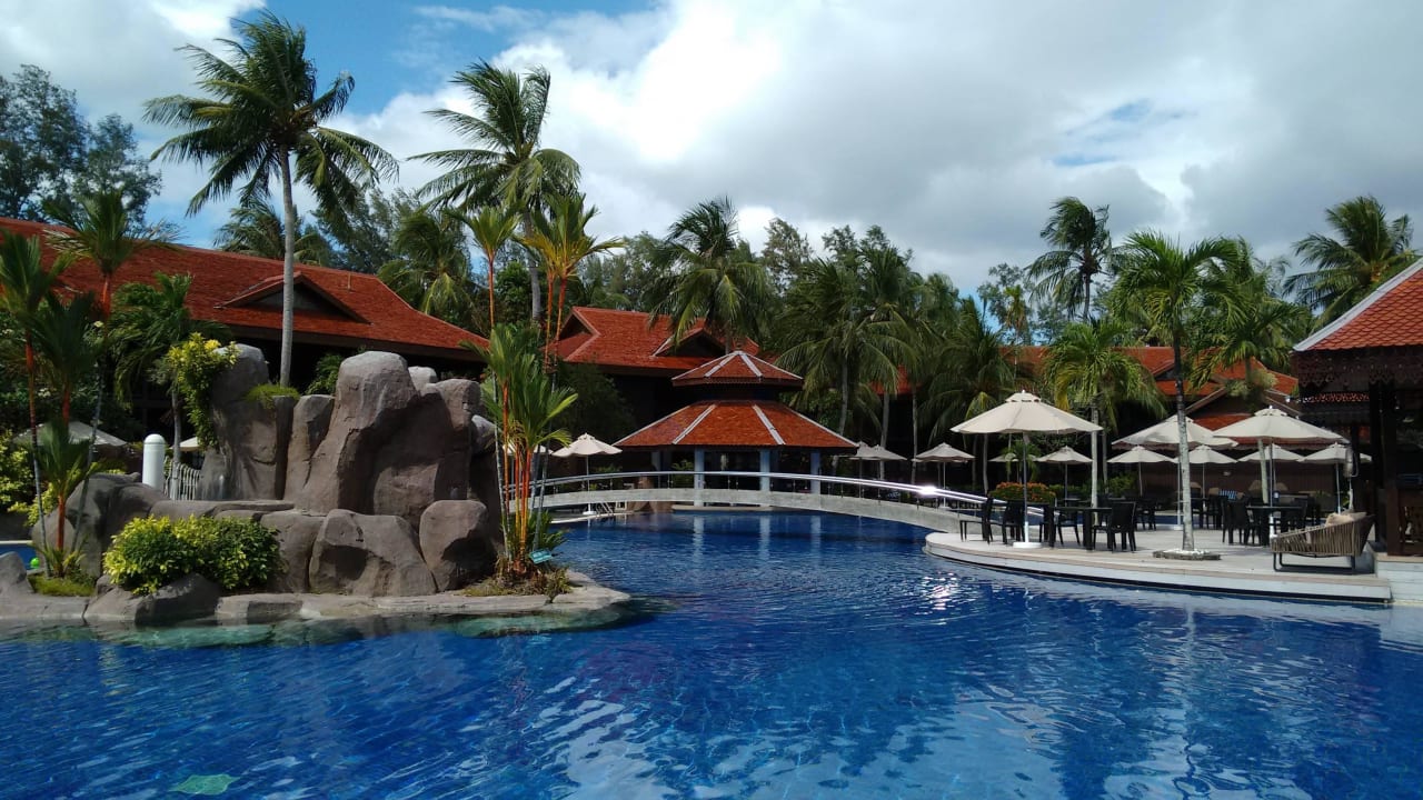 Cascade Pool Pelangi Beach Resort And Spa Pantai Cenang