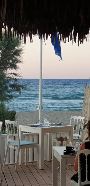 Gastro Paralos Lifestyle Beach