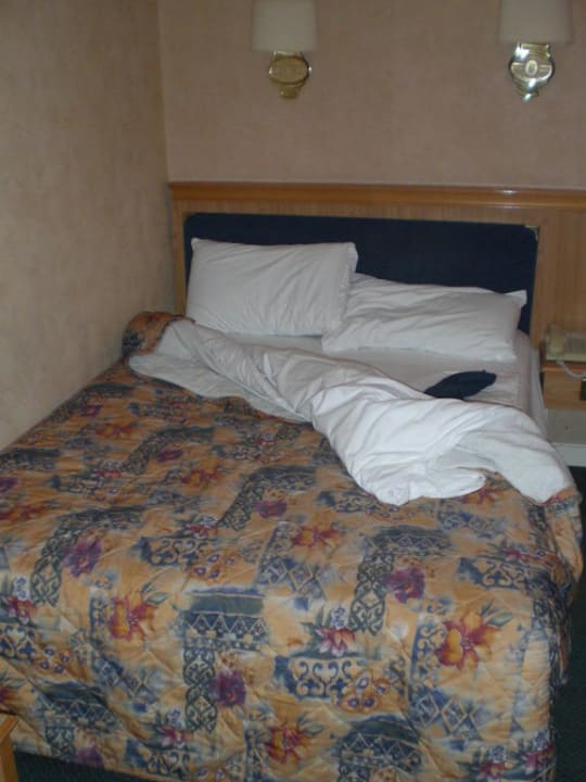 Bett Hotel Berjaya Eden Park