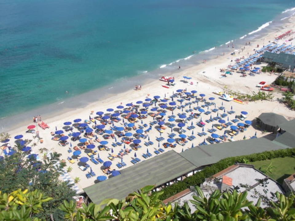 Hoteleigener Strandabschnitt Aldiana Club Rocca Nettuno Calabria
