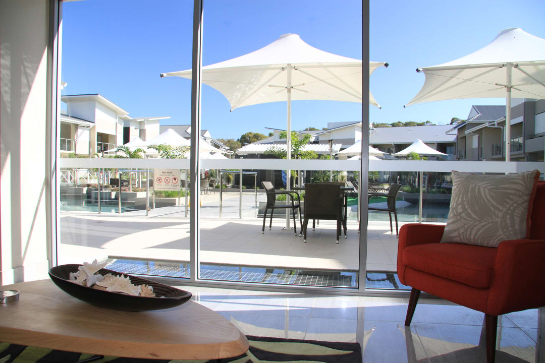 Lobby 1770 Lagoons Central Apartment Resort