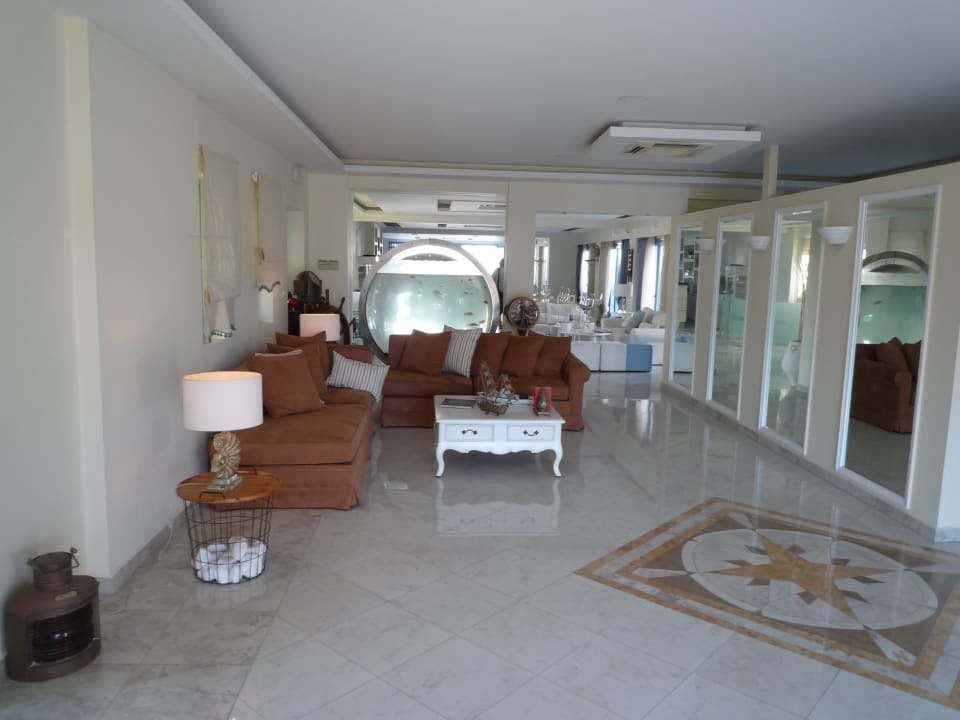 Eingangshalle Hotel Lagos Mare