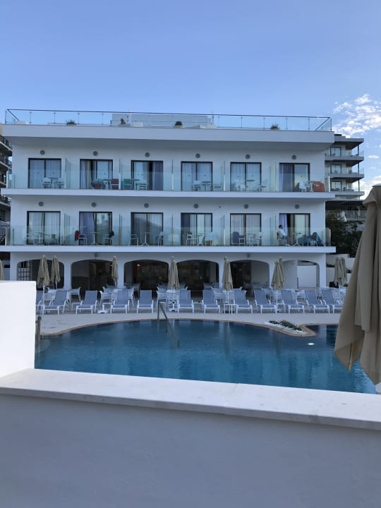 Pool HSM Regana - Adults Only