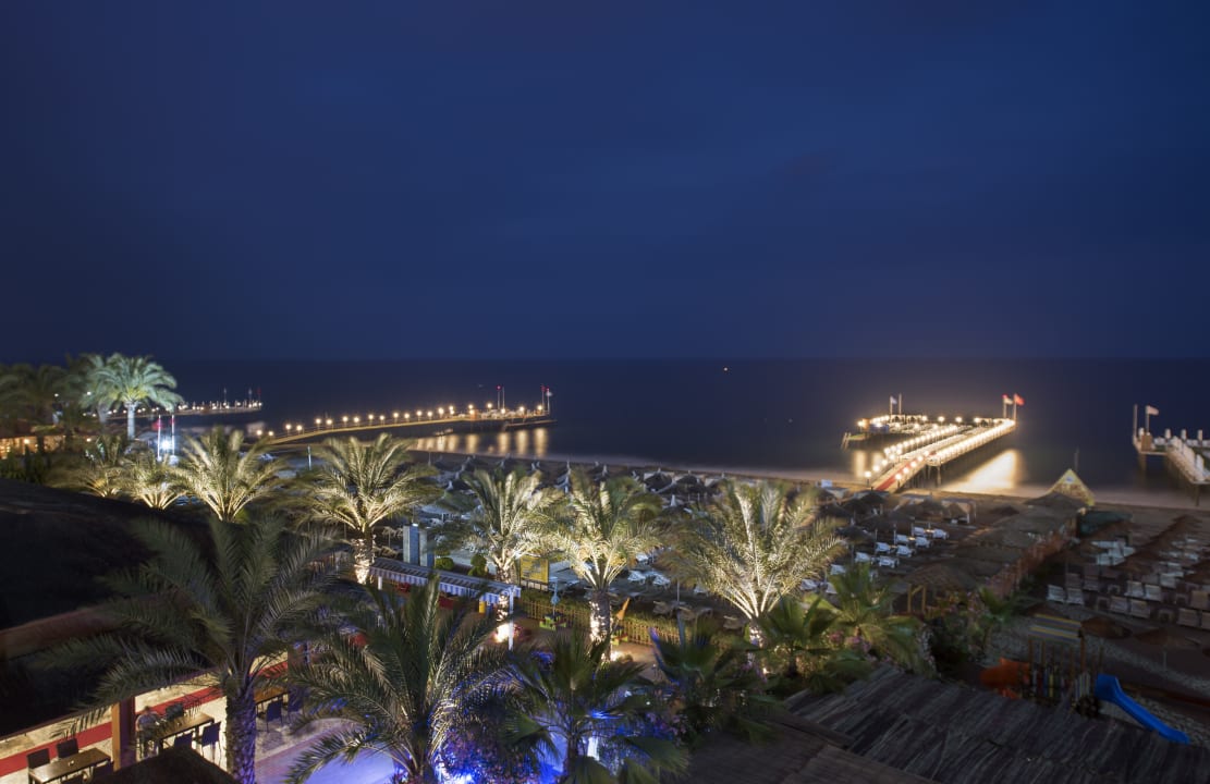 Außenansicht Quattro Beach Spa & Resort