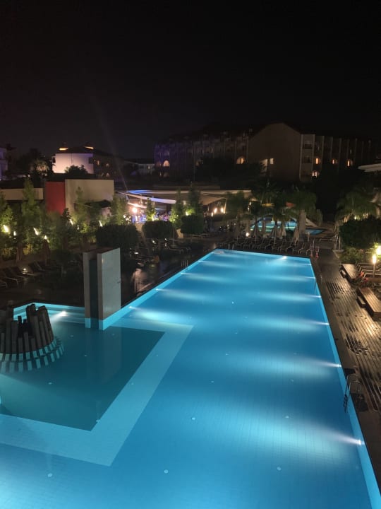 Pool The Sense Deluxe Hotel