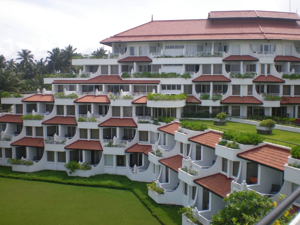 Blick vom Pool Taj Bentota Resort & Spa