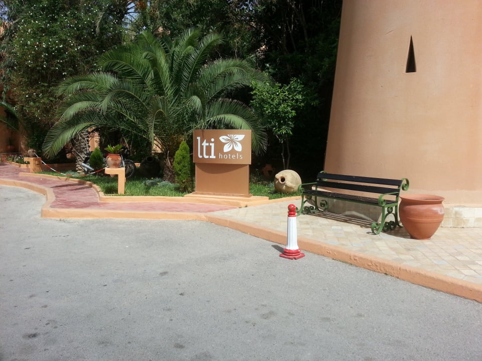 Eingang El Ksar Resort & Thalasso