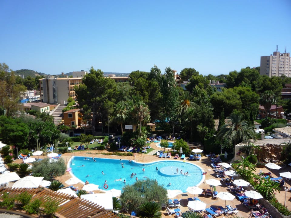 Sieht schön aus, aber am Strand ist es besser! Valentin Grand Park Suite Hotel