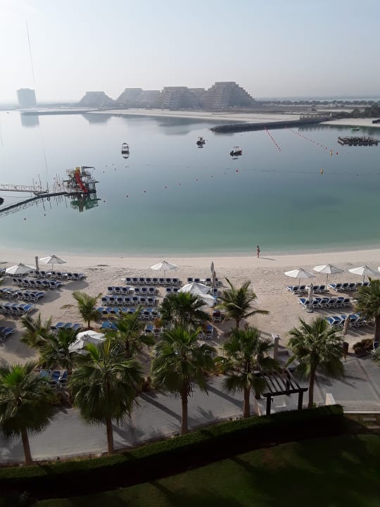 Außenansicht DoubleTree by Hilton Resort & Spa Marjan Island