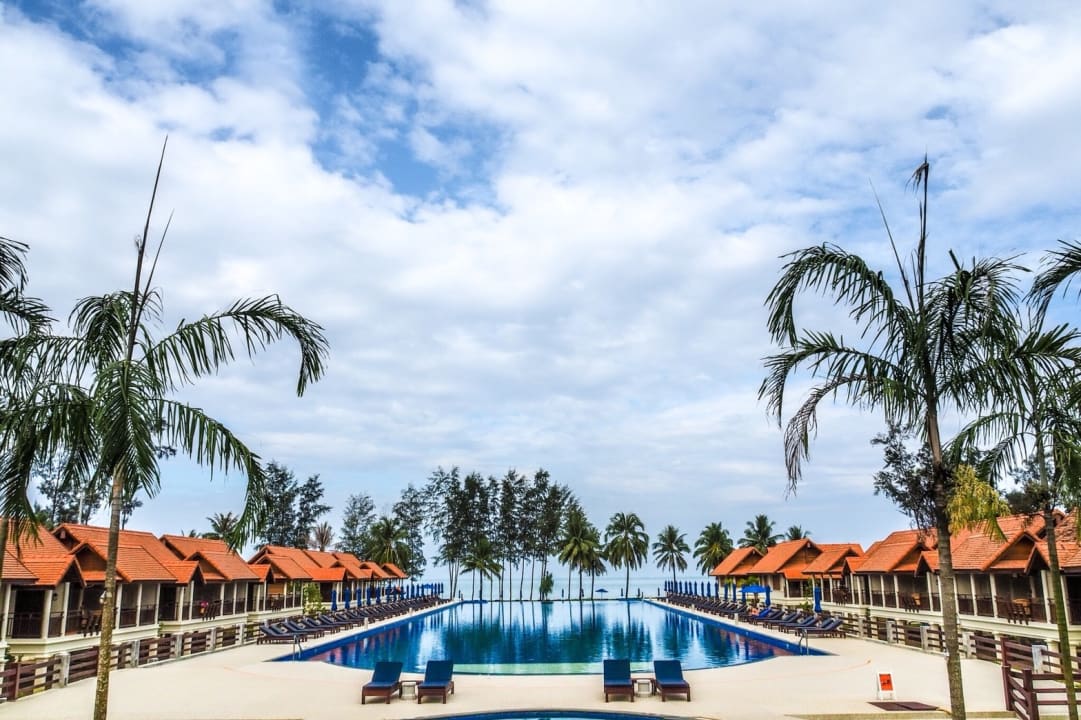 Pool Le Menara Khao Lak
