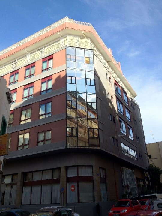 Außenansicht des Hotels Bull Astoria