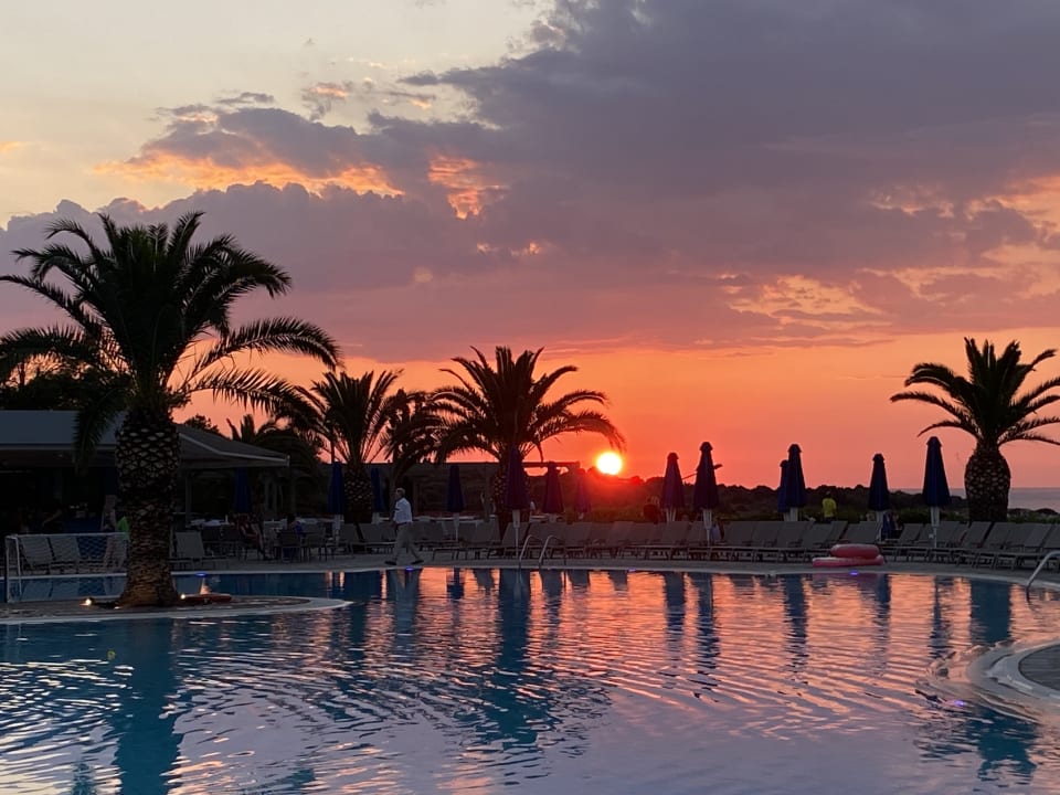 Pool Hotel Mareblue Beach