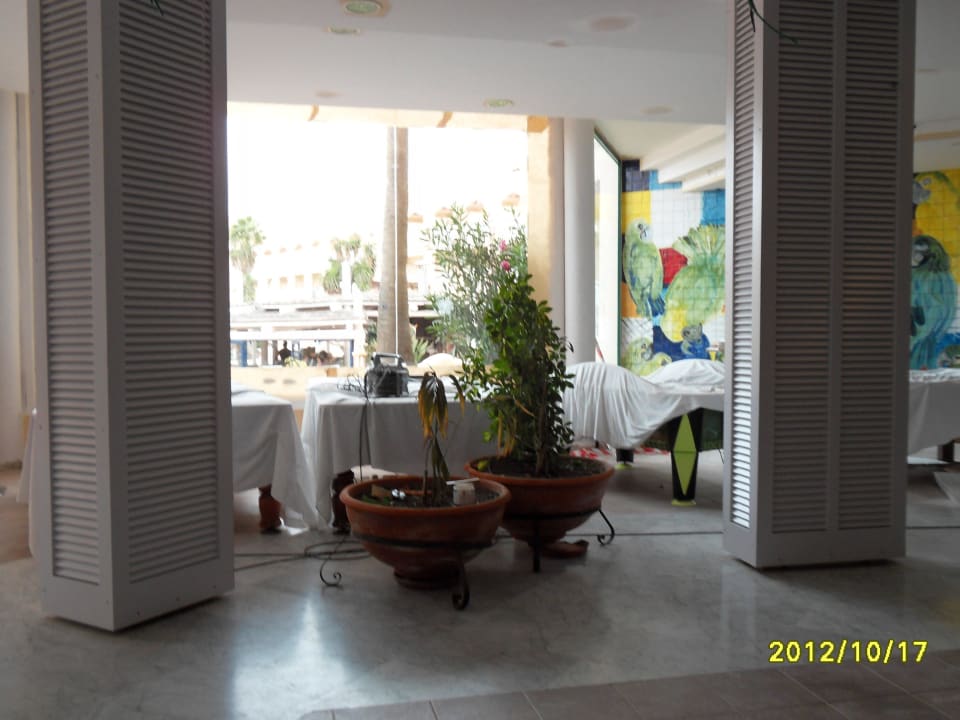 Einkaufscenter, Freizeitsraum, Zugang Theater H10 Playa Esmeralda - Adults only