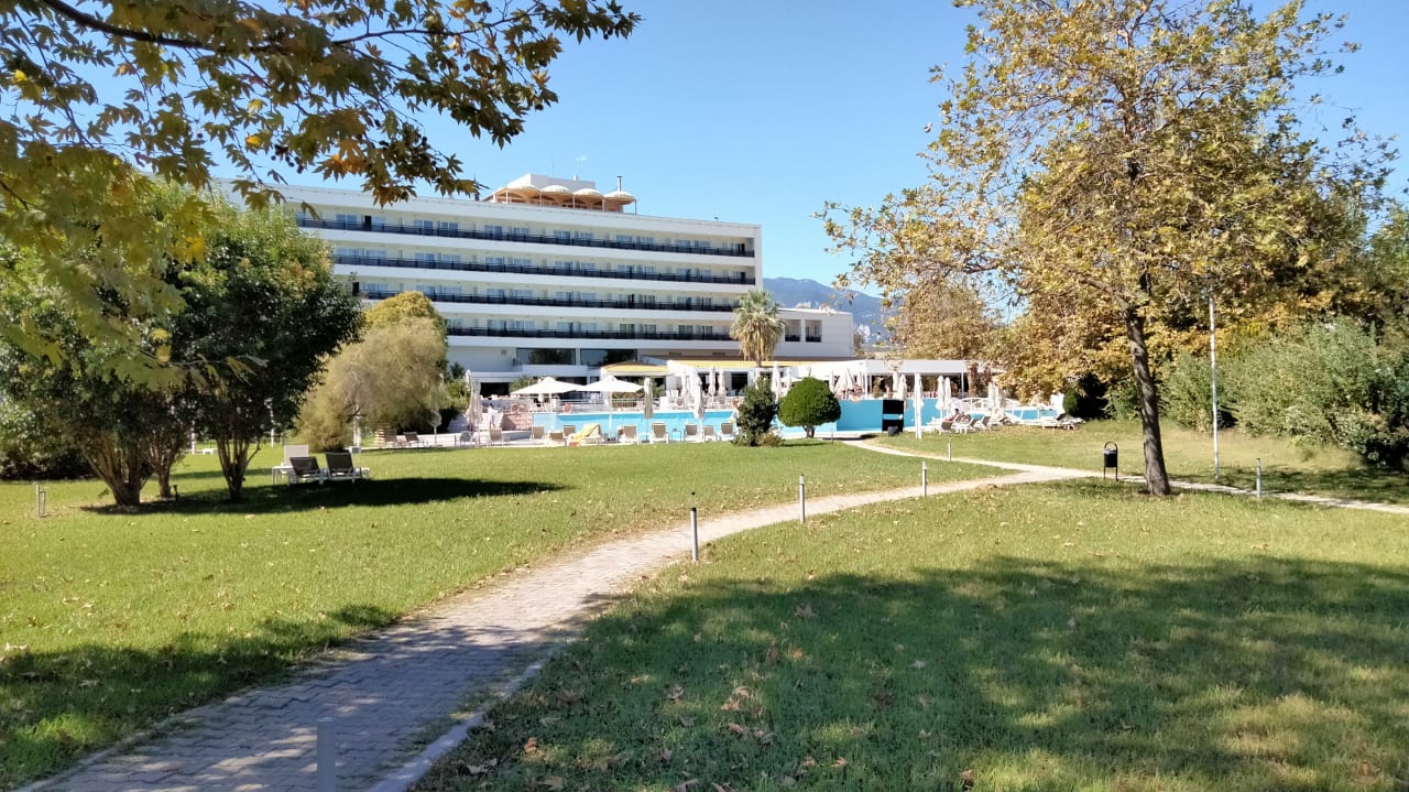 Pool Olympian Bay Grand Resort