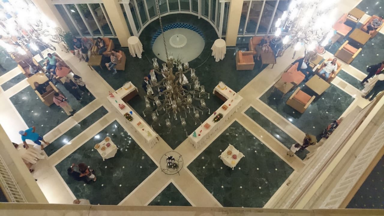 Lobby Iberostar Waves Averroes