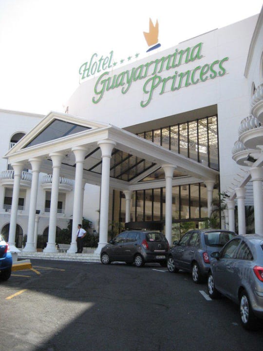 Eingang zum Hotel Guayarmina Princess