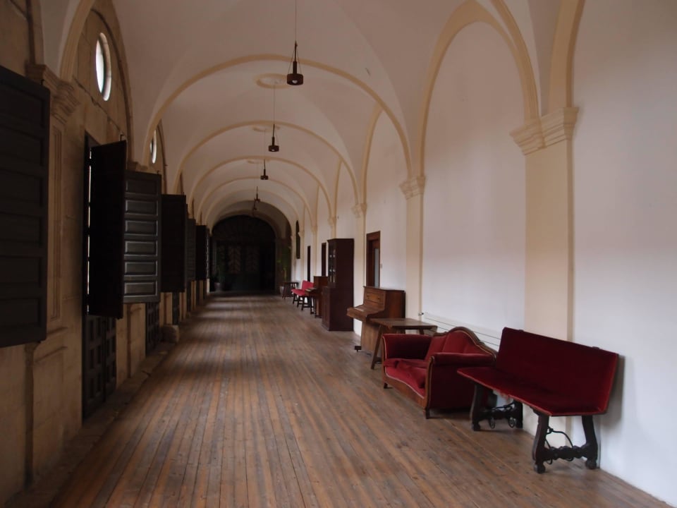 Интерьеры отеля Hotel Real Colegiata San Isidoro