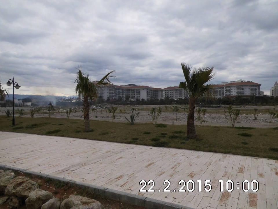 Blick zum Hotel Seaden Sea World Resort & Spa