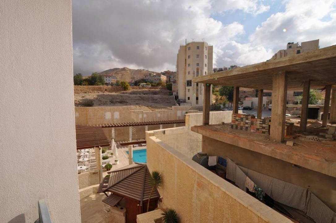 Schöner Blick auf eine Baustelle Mövenpick Resort Petra