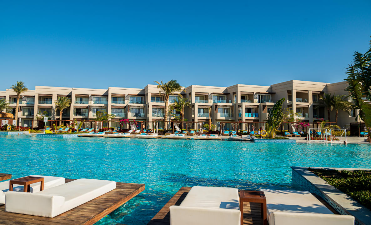 Pool Steigenberger Resort Ras Soma