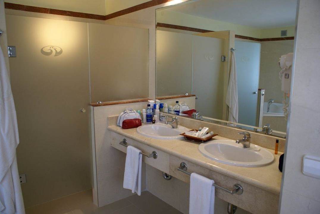 Bad in der Juniorsuite Grand Palladium Select Bávaro Resort & Spa