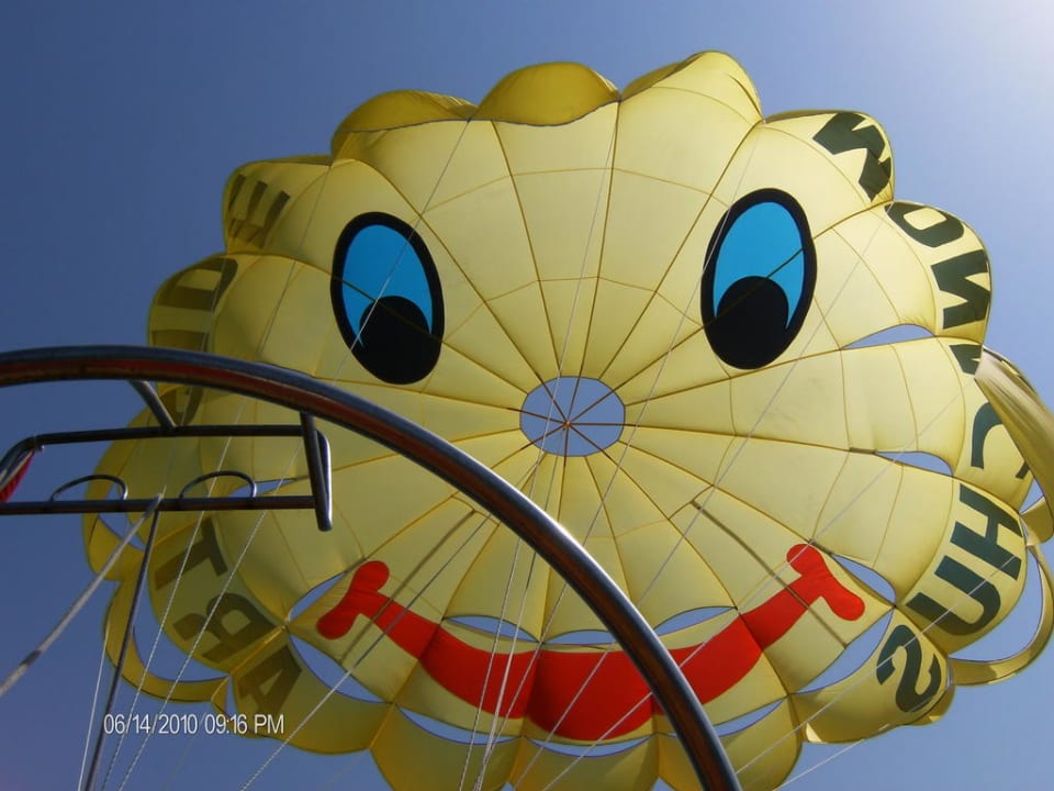 Smile Schirm vom Parasailing Adalya ArtSide