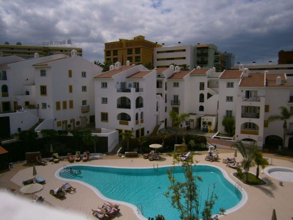 Blick auf den Pool Apartments Pueblo Torviscas