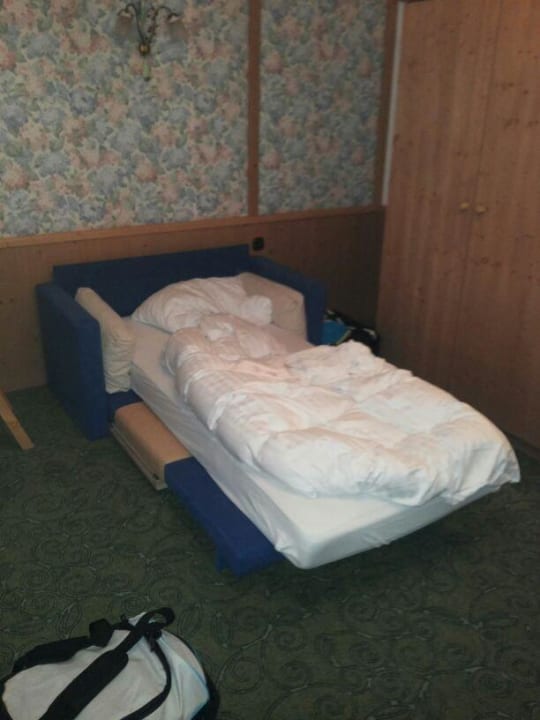 Notbett Appartement  Familienhotel Hinteregger