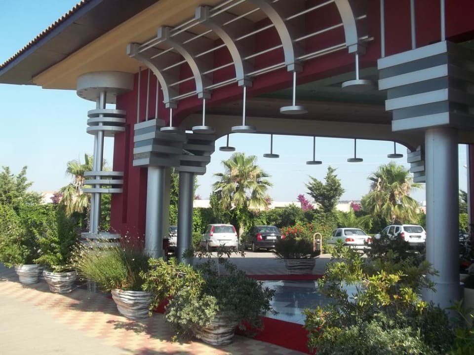 Eingang Hotel Orfeus Park