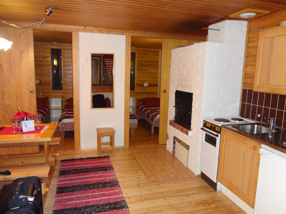 Schlafzimmer, Küche und Gemeinschaftsraum Hotel Holiday Resort Seita