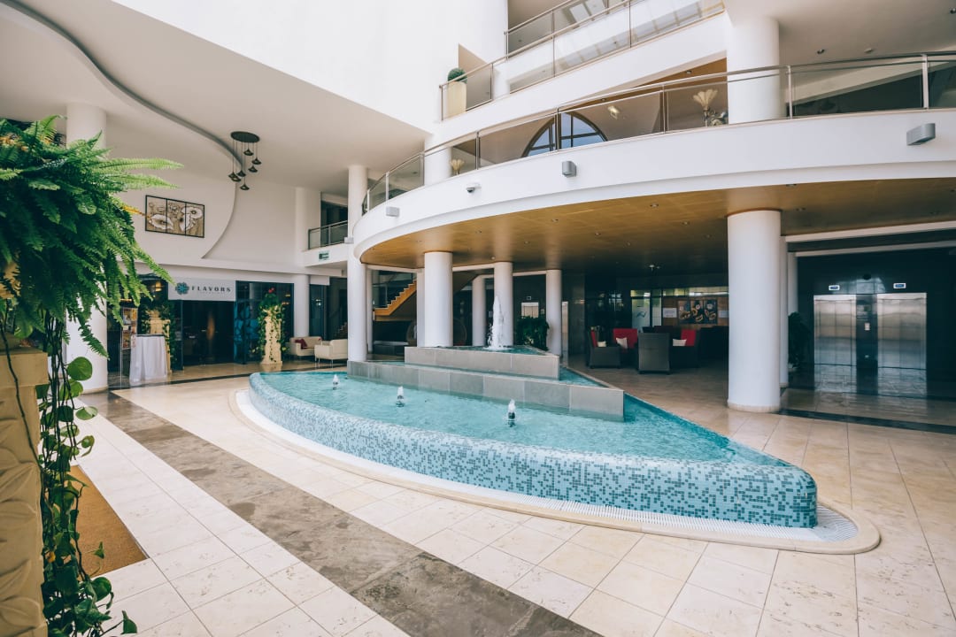 Lobby Grand Muthu Forte do Vale