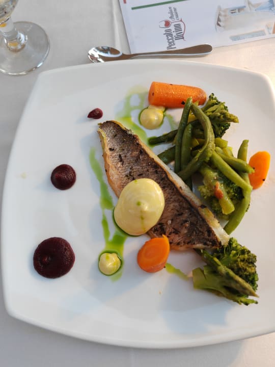 Gastro Anissa Beach & Village