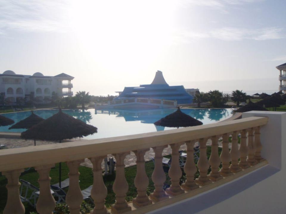 Hotel Royal Tulip Taj Sultan