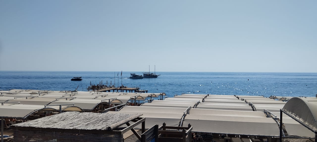 Strand Sailor's Beach Club