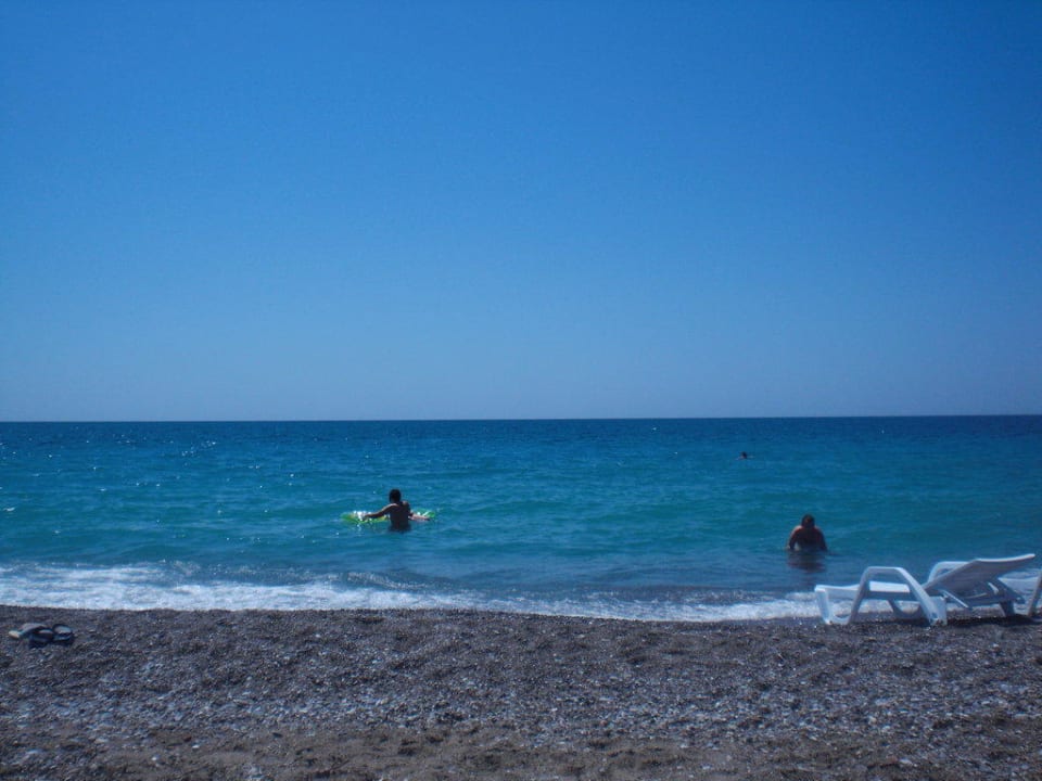 Strand Cenger Beach Resort & Spa