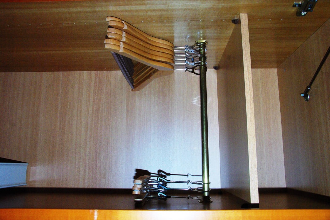 Schrank Bügel ok Best Western Plus Palatin Kongresshotel
