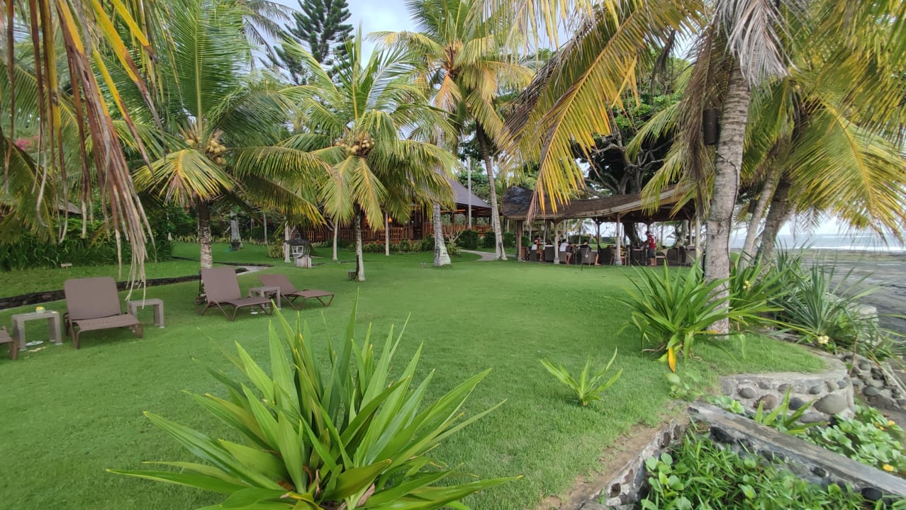 Gartenanlage Puri Dajuma Beach Eco-Resort & Spa