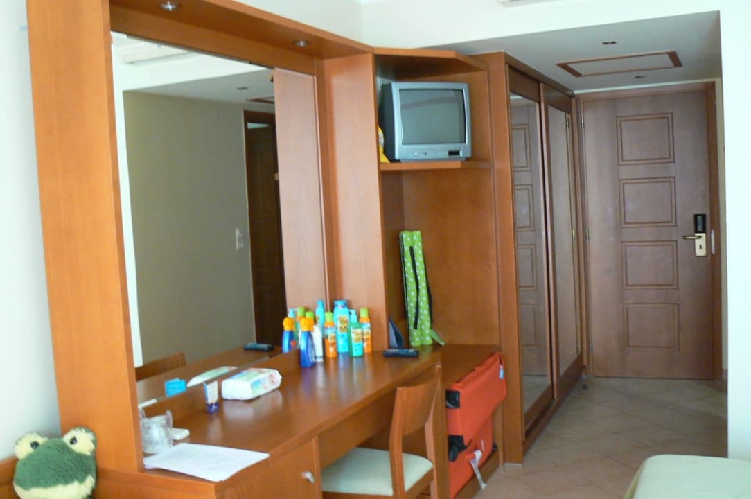 Wohnwand / Schrank Hydramis Palace Beach Resort