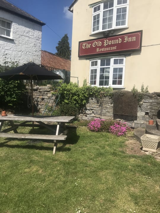 Außenansicht The Old Pound Inn